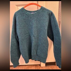GAP Men’s Vintage Blue Wool Crew Neck Sweater Large